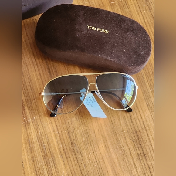 $390 Brand New 100% Auth Tom Ford Cliff 28P FT0450 Brown Gradient Sunglasses main image 10
